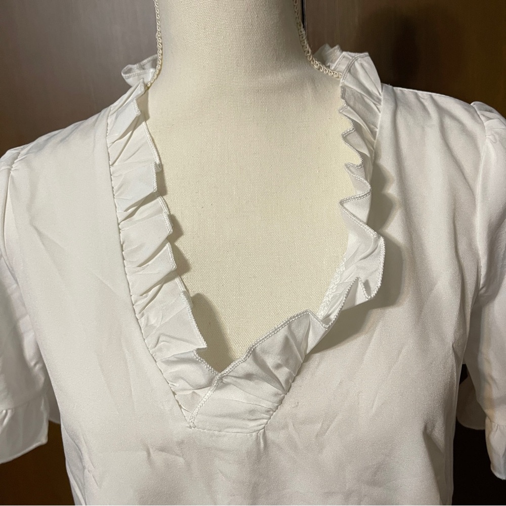 SHEIN Elegant Ivory Top